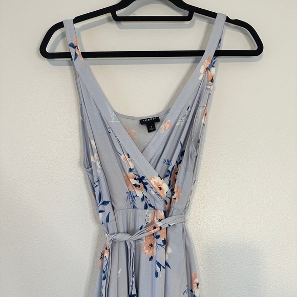 Torrid Women’s Size 1 (14/16) Faux Wrap Ruffle Midi Floral Blue Dress Sleeveless - Picture 2 of 7